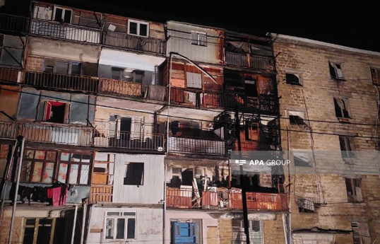 Gəncədə yaşayış binasında yanğın söndürülüb - FOTO  - YENİLƏNİB-1 