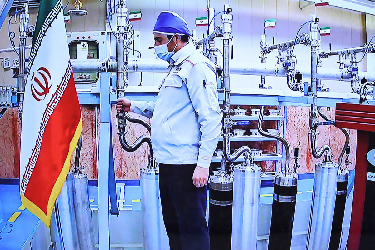 МАГАТЭ обнаружила в Иране два каскада центрифуг IR-6, обогащающих уран до 60%