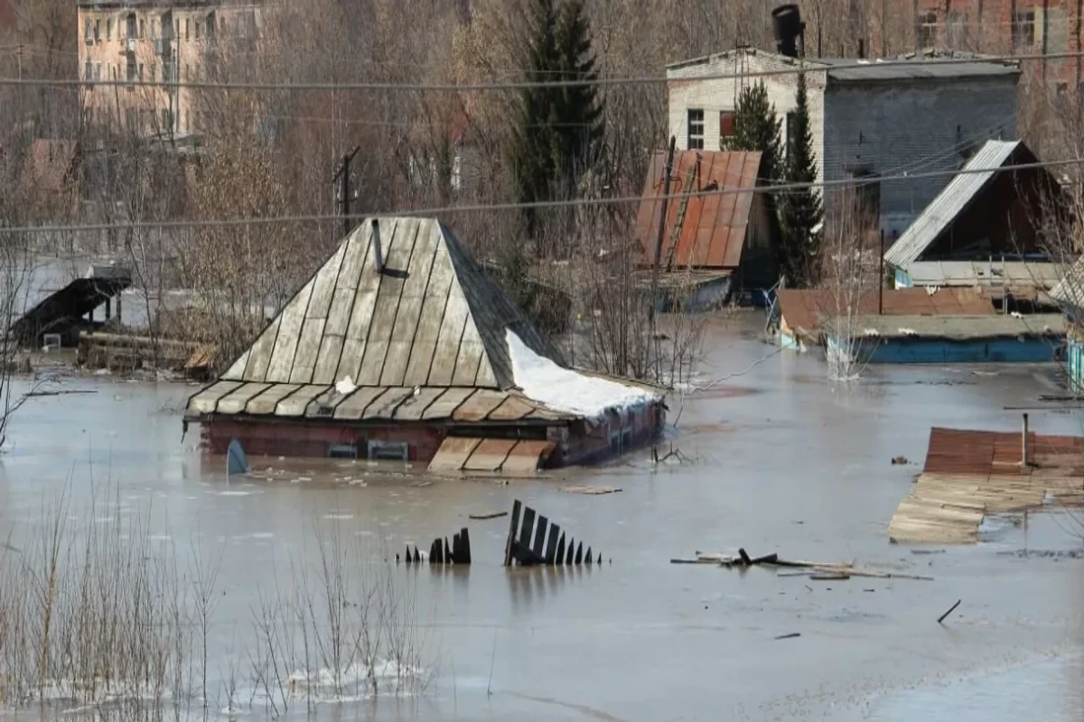 На юге Казахстана затопило два города и три района