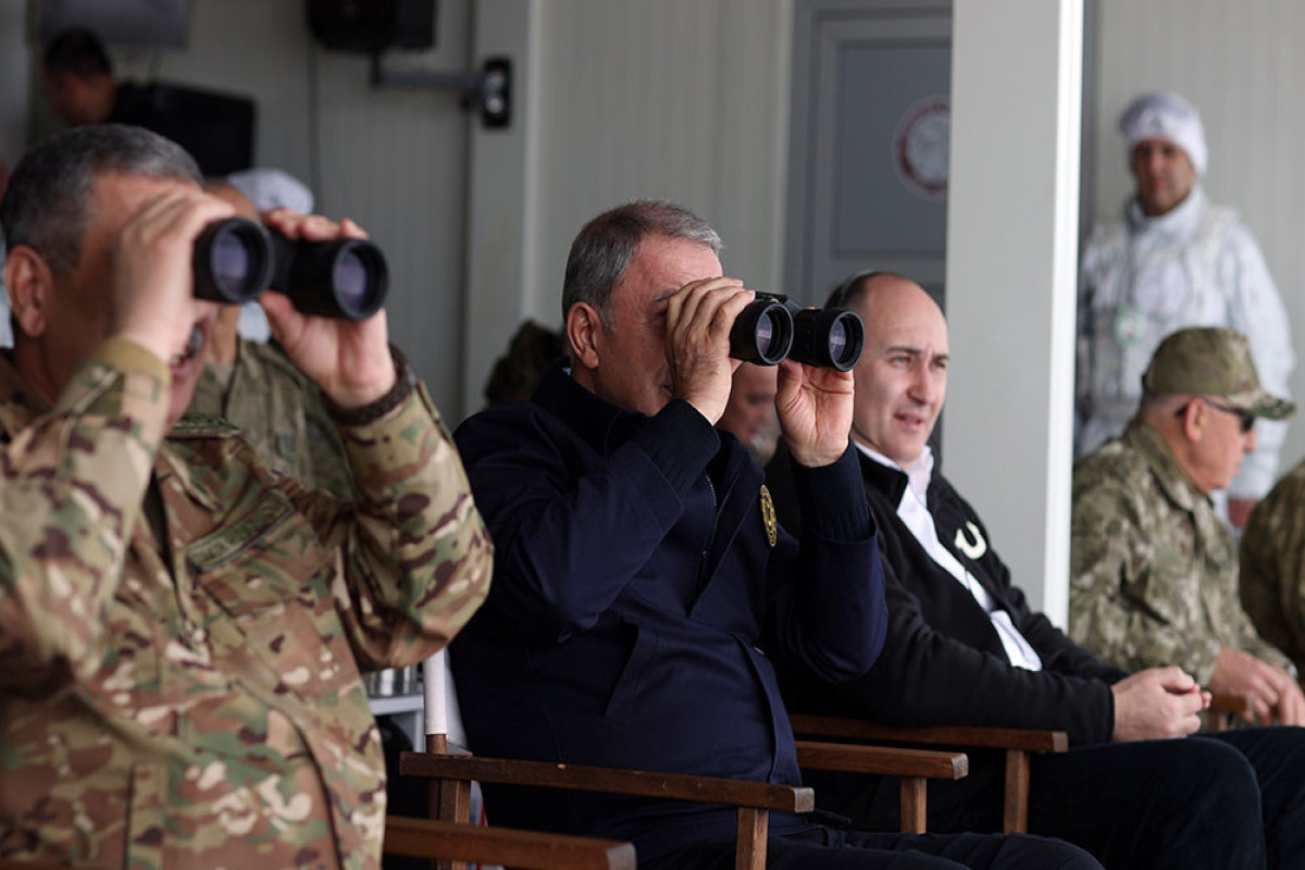 Azerbaijan Defense Minister watched international exercises “Winter Exercises - 2023”-PHOTO 