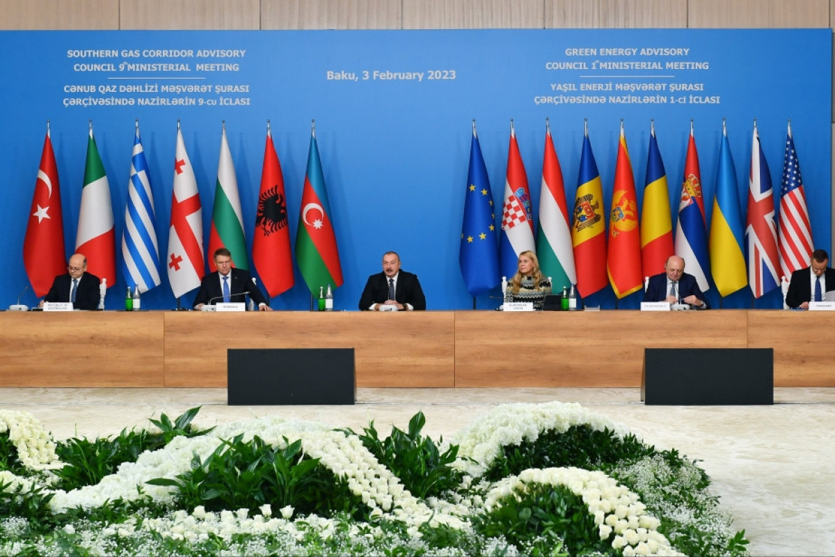 Президент: Подписание Меморандума о взаимопонимании между Азербайджаном и Венгрией по поставкам газа расширяет число стран, входящих в нашу команду