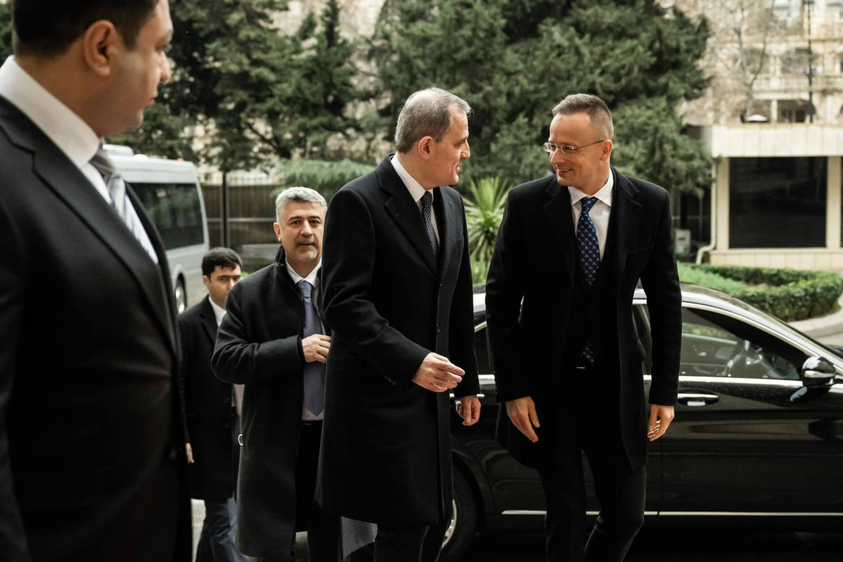 Azerbaijani Foreign Minister Jeyhun Bayramov, Hungarian Foreign Minister Peter Szijjarto