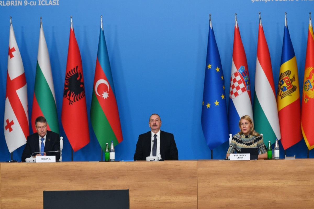 Президент Азербайджана выступил на заседании Консультативного совета ЮГК