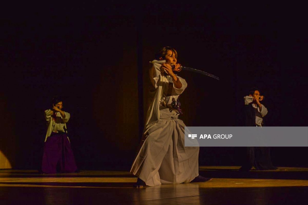 Yaponiyanın “TATE HATORYU” qrupu Heydər Əliyev Mərkəzində performans göstərib - FOTO 