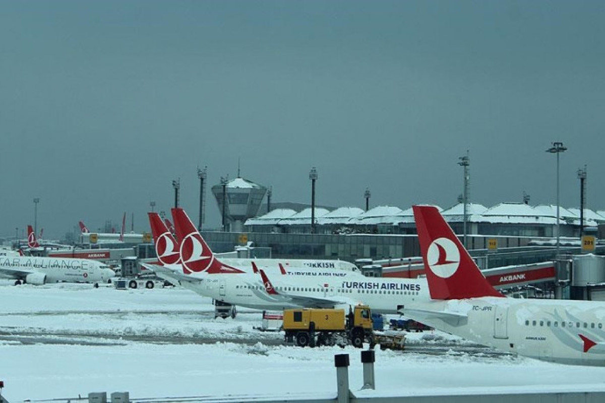 Qara görə İstanbul Hava Limanında 238 reys ləğv edilib