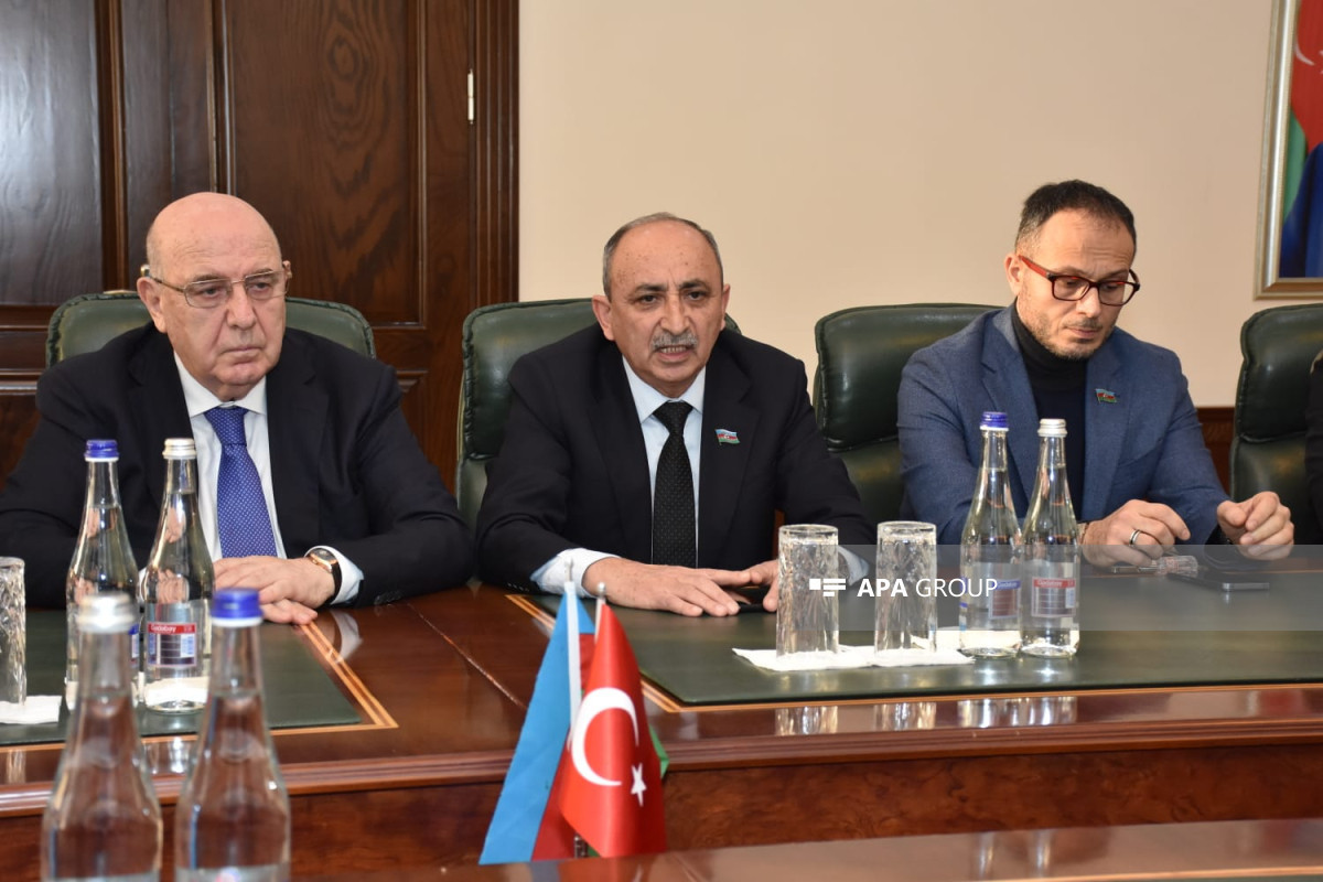 Депутаты ВНСТ побывали в Общине Западного Азербайджана