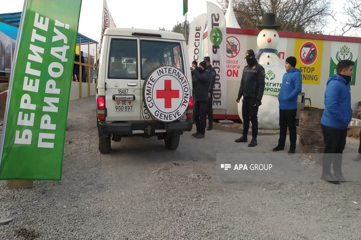 6 ICRC vehicles unimpededly passed through Azerbaijan's Lachin-Khankandi road-VIDEO -UPDATED 