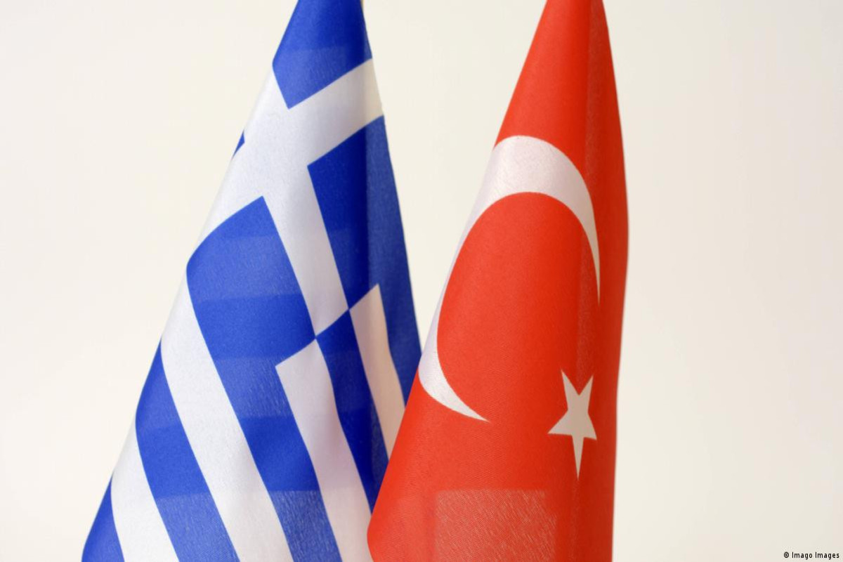 Греция направила помощь Турции