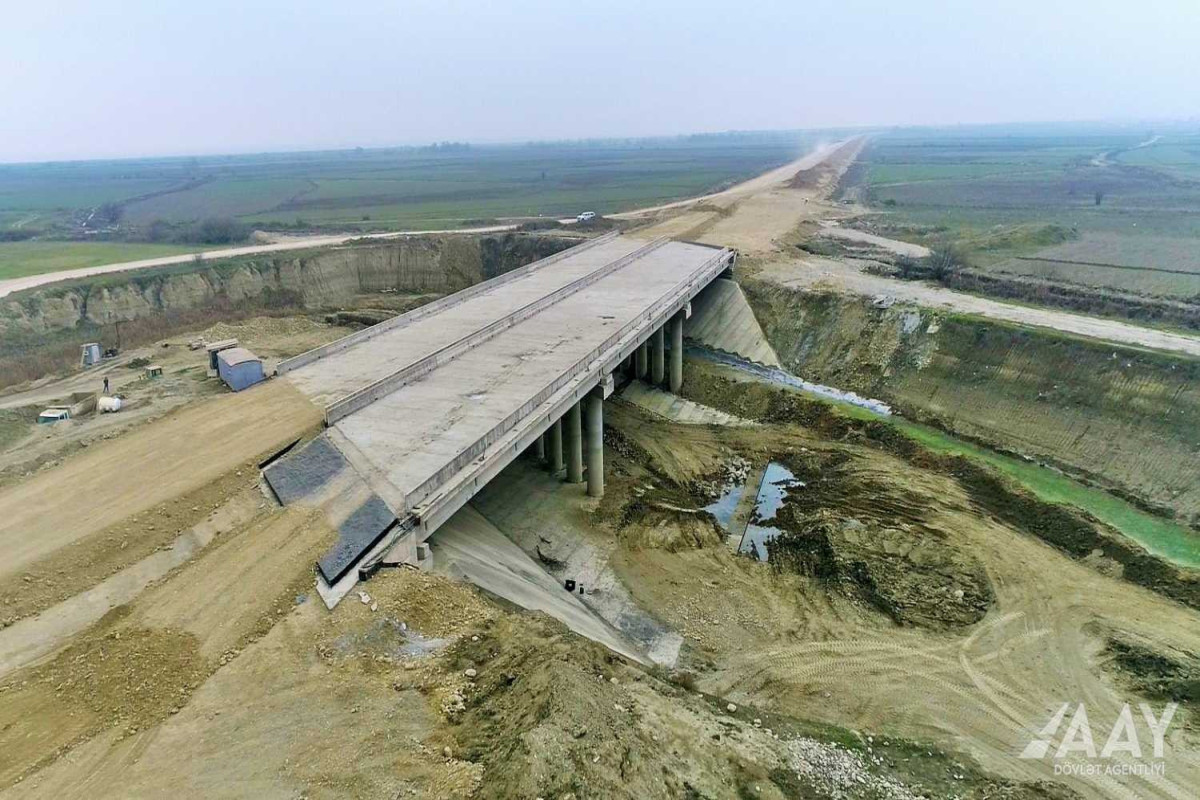 Yeni magistral avtomobil yolunun tikintisi son mərhələdə davam etdirilir - FOTO  - VİDEO 