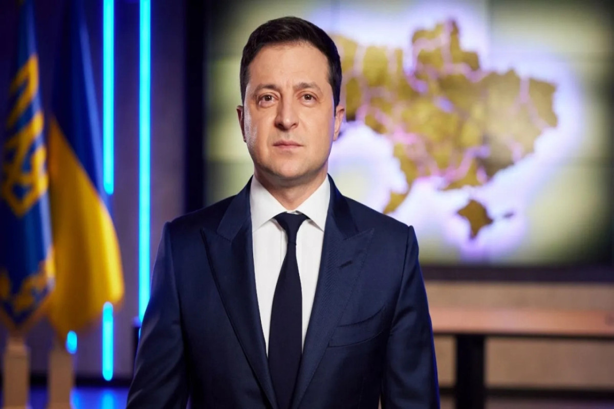 Zelenski Türkiyəyə humanitar yardımla bağlı qərar imzalayıb