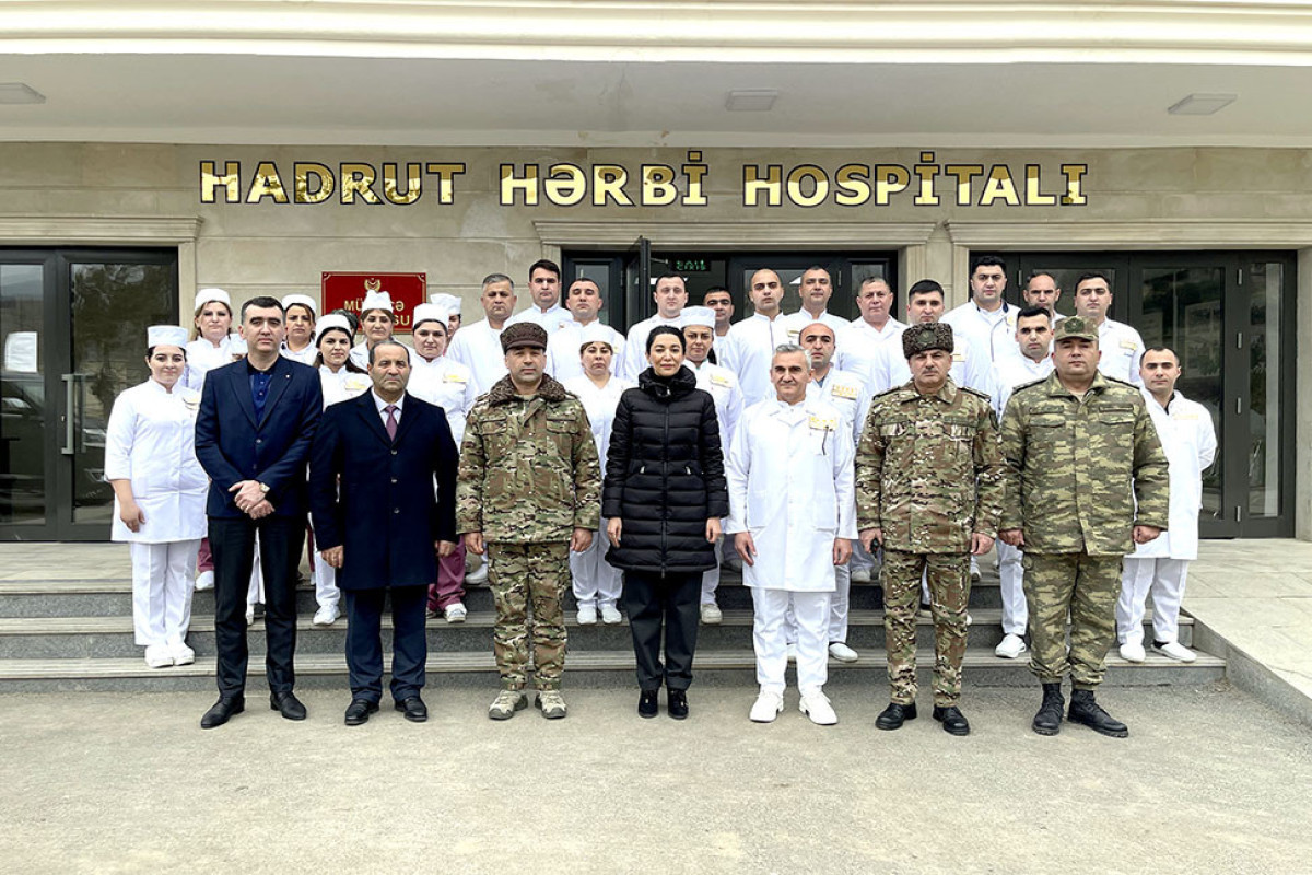 Омбудсмен Азербайджана посетила воинскую часть