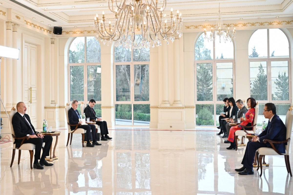 President Ilham Aliyev accepted credentials of incoming ambassador of Vietnam-UPDATED 