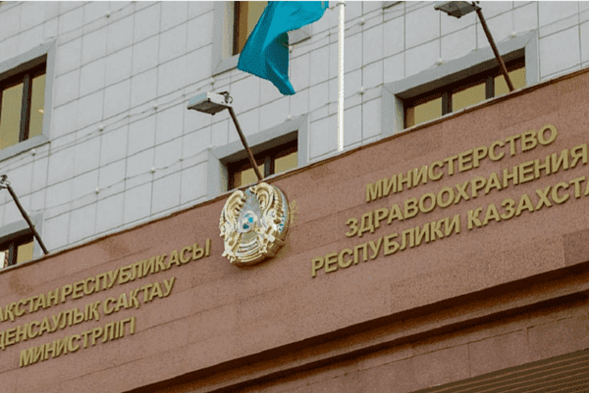 Казахстан готов отправить в Турцию 125 врачей