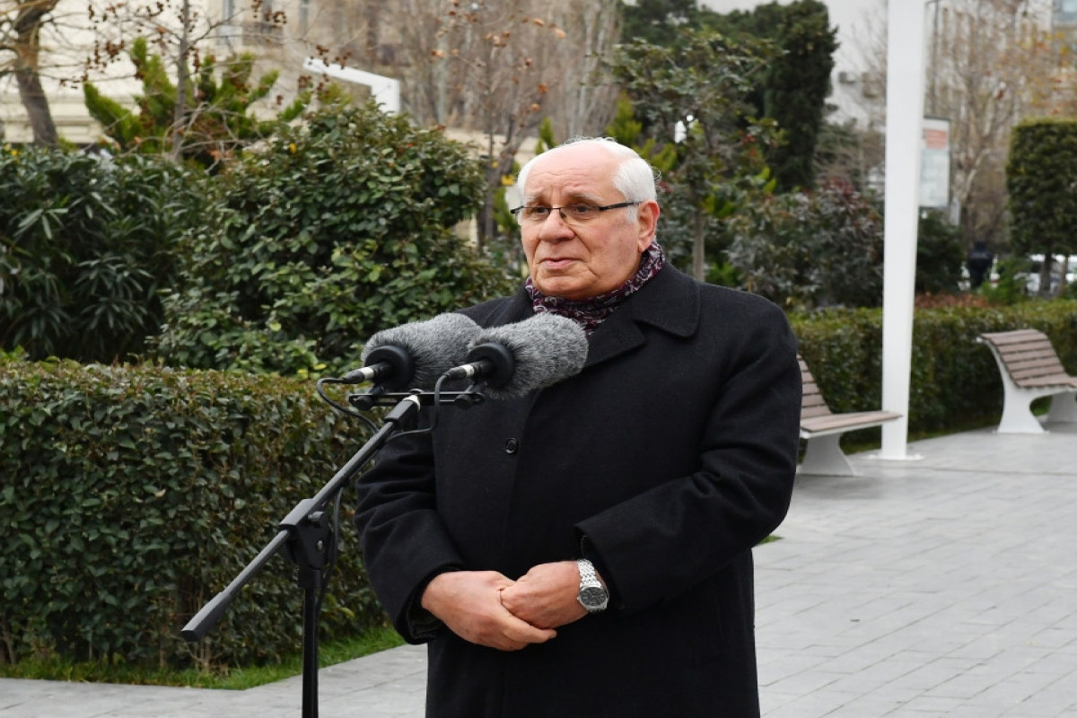 Prezident Bakıda Tofiq Quliyevin abidəsinin açılışında iştirak edib - YENİLƏNİB 