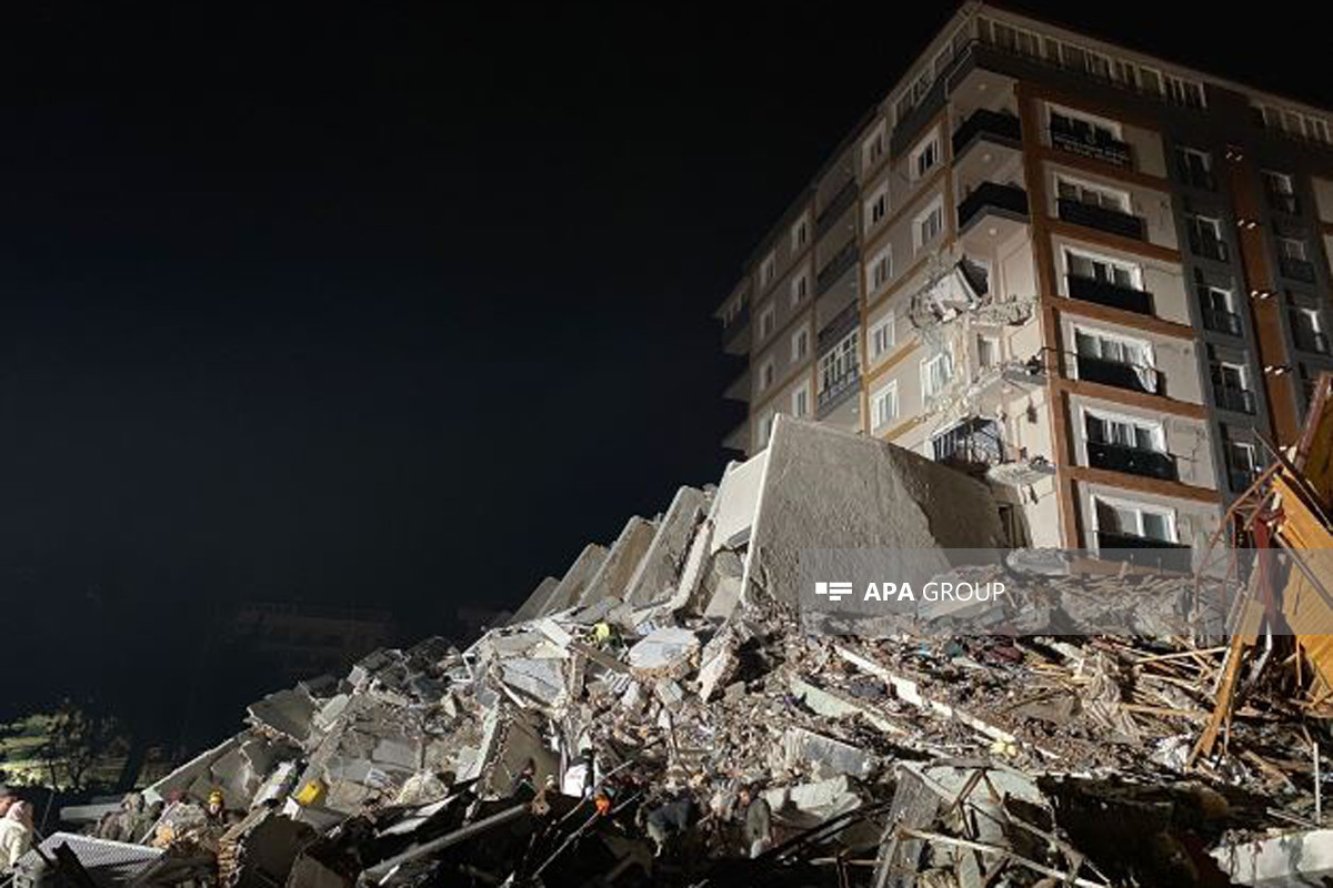 Число погибших в землетрясении в Турции достигло 7 108, пострадали 40 910 человек -<span class="red_color">ОБНОВЛЕНО-1
