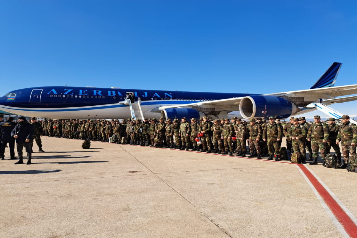 Направленные по поручению Президента Азербайджана очередные спасательные силы оперативного реагирования МЧС прибыли в Турцию - ФОТО 
