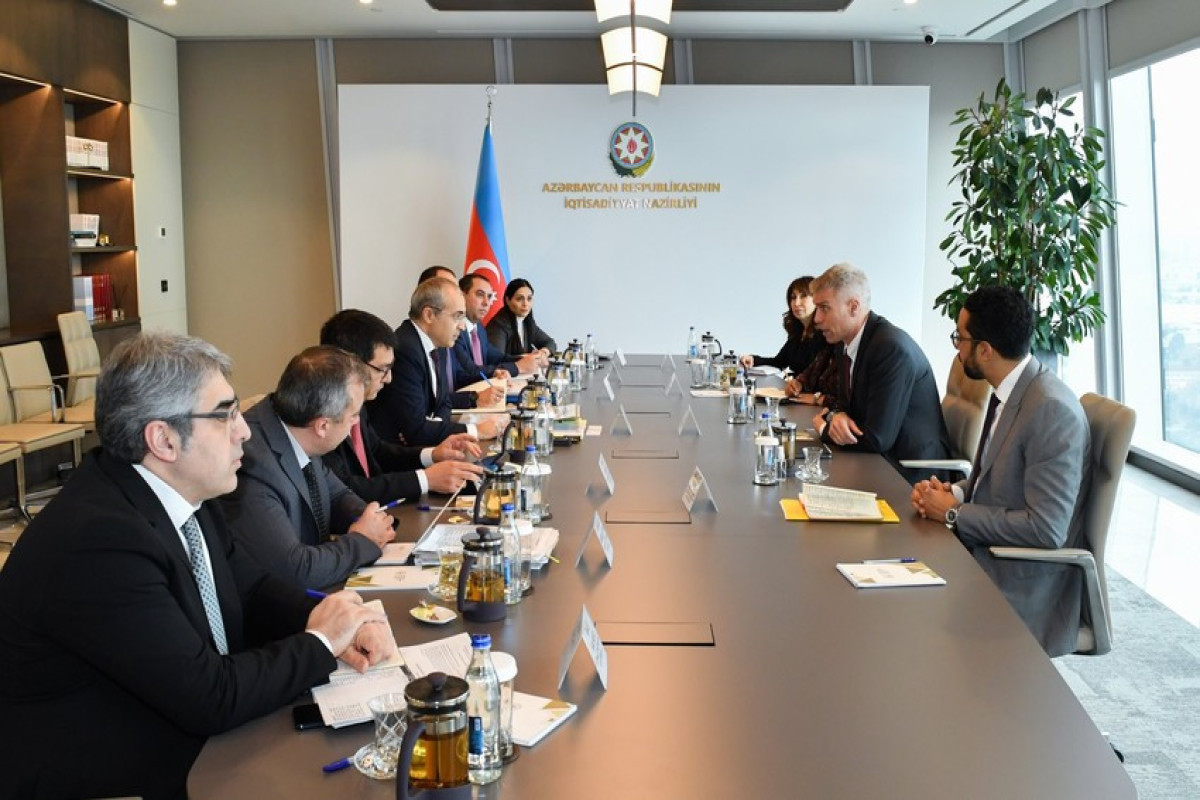 Азербайджан обсудил инвестиционные проекты с Всемирным банком