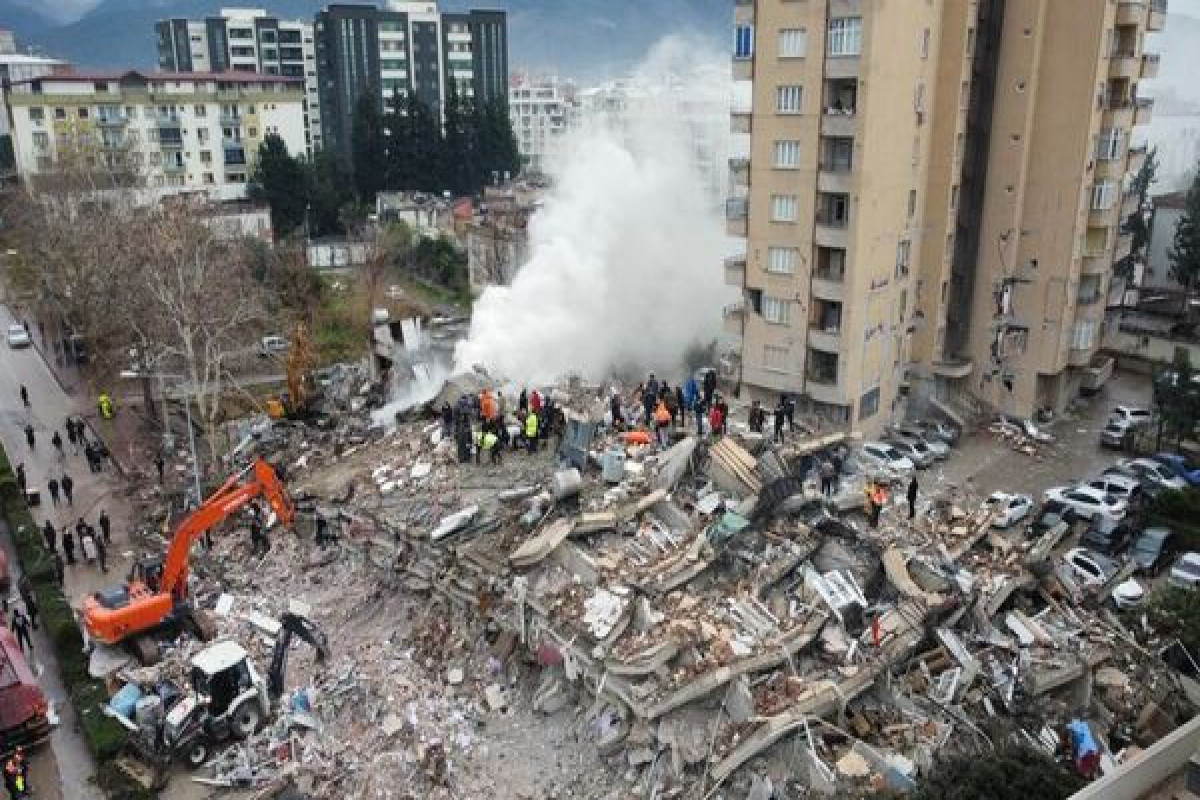 В Турции из зоны землетрясения эвакуированы 28 044 человека