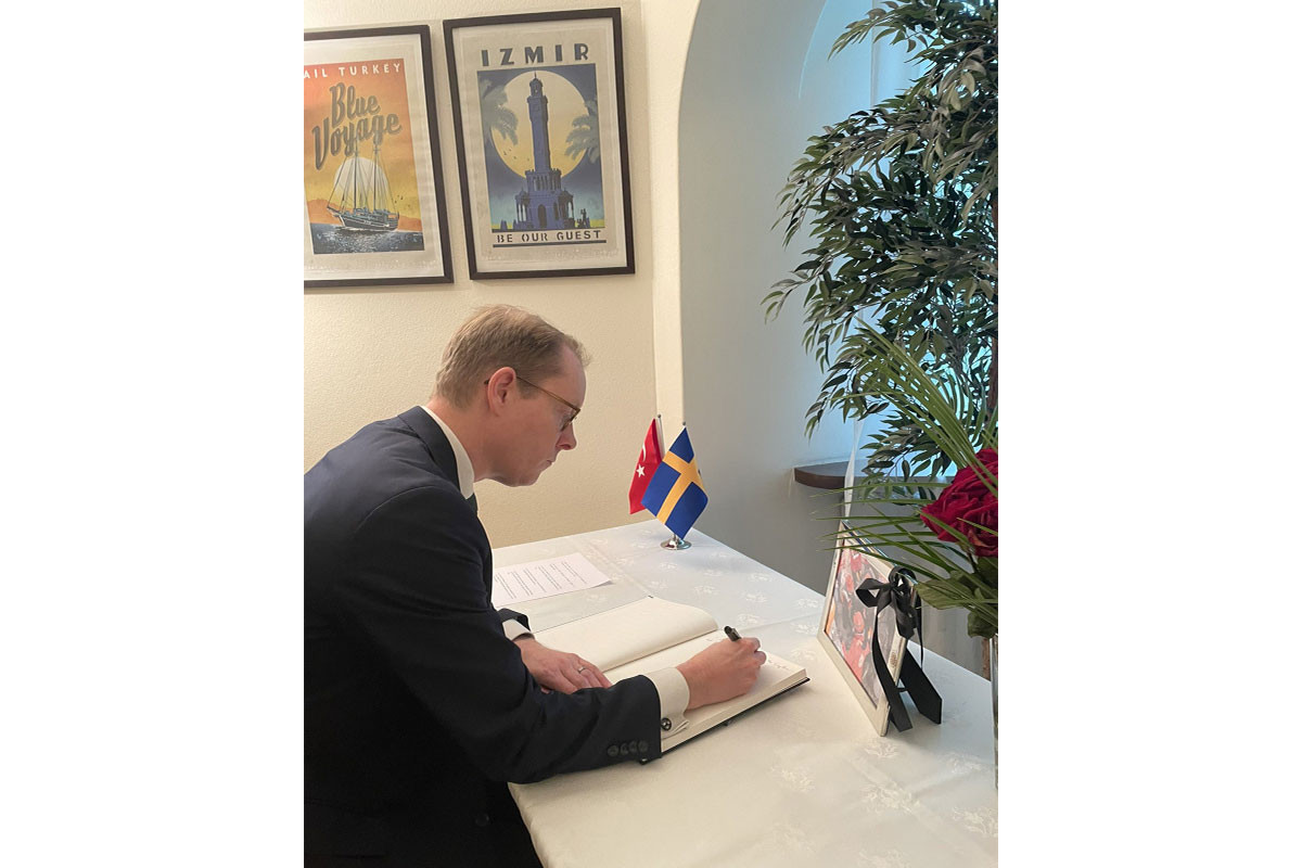 İsveç xarici işlər naziri Tobias Billström