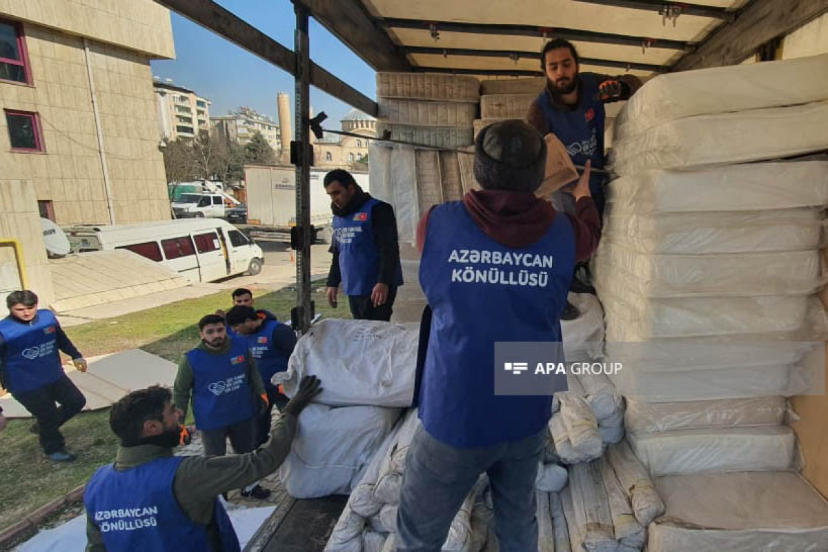 Более 100 молодых волонтеров из Азербайджана прибыли в Кахраманмараш