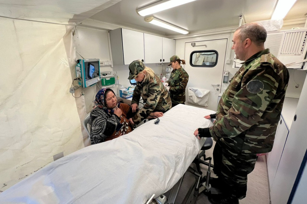FHN-in Türkiyədə fəaliyyət göstərən mobil səhra hospitalında 215 nəfərə tibbi xidmət göstərilib  - VİDEO 