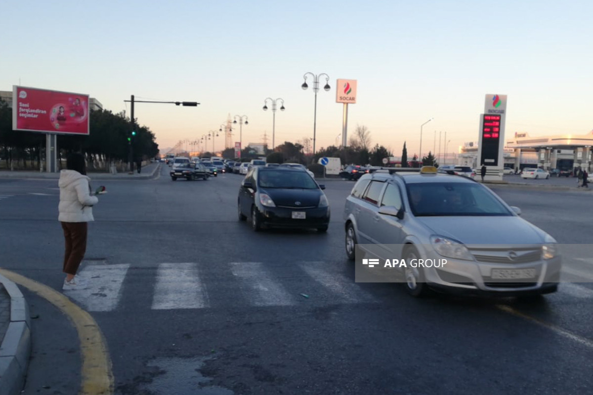 Sumqayıtda avtobus piyadanı vurub