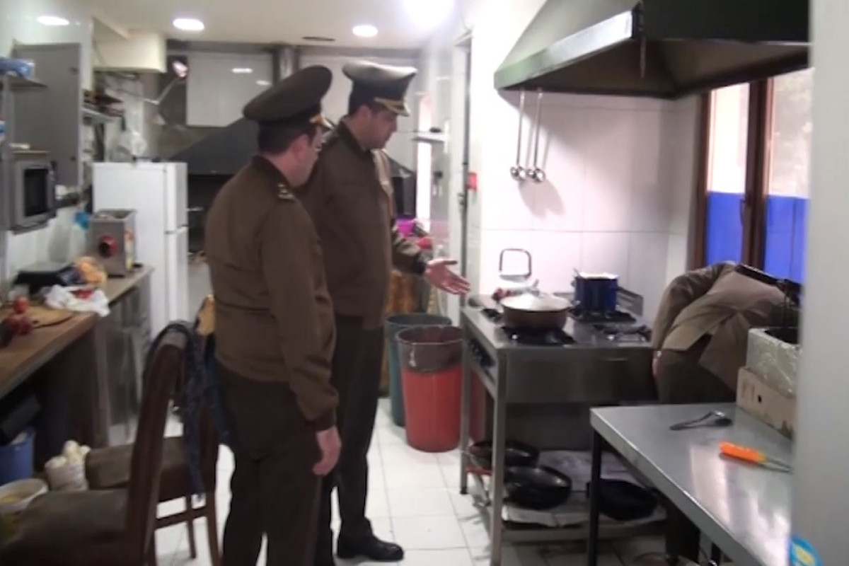 Bakıda yanğın təhlükəli restoranın fəaliyyəti dayandırılıb - VİDEO 