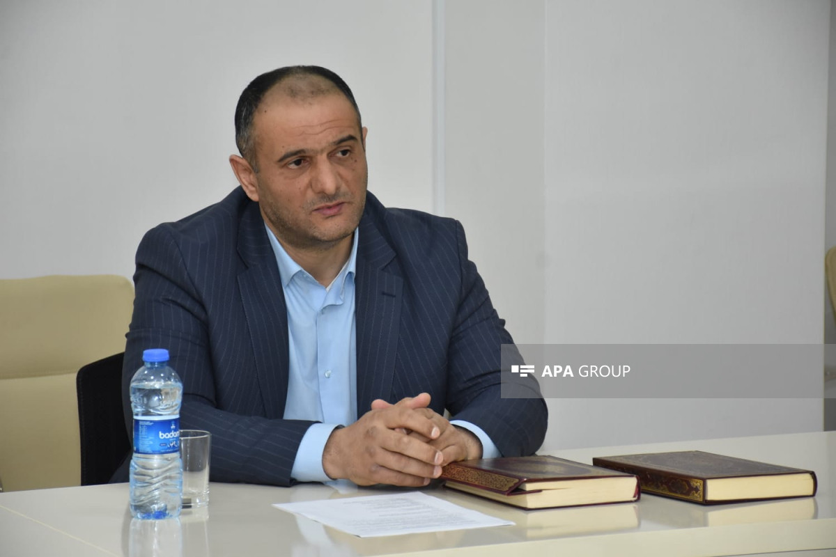 Bu gündən məscidlərdə imam vəzifələri üzrə müsahibə keçirilir - FOTO 