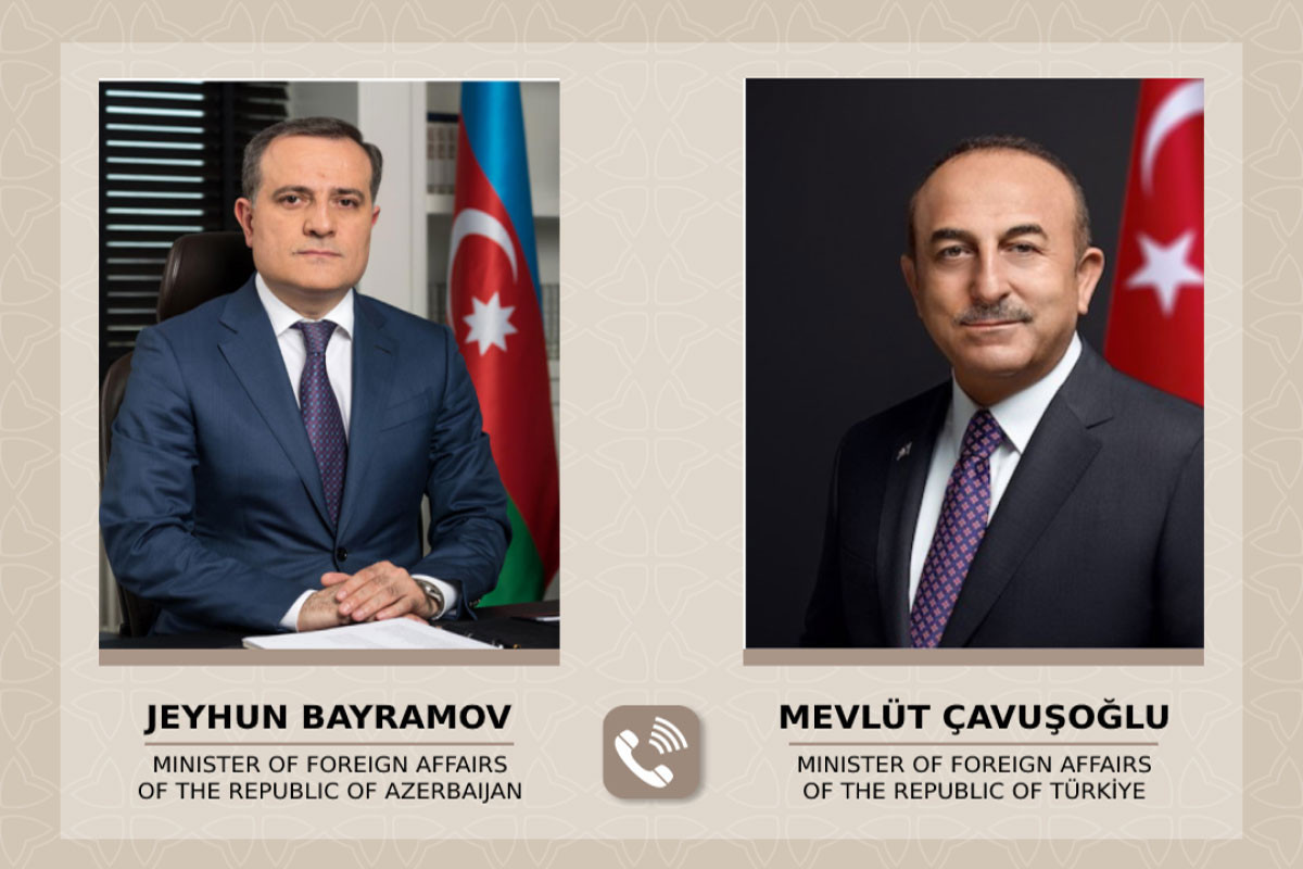 Ceyhun Bayramov Çavuşoğlu ilə zəlzələ bölgəsindəki son vəziyyəti müzakirə edib