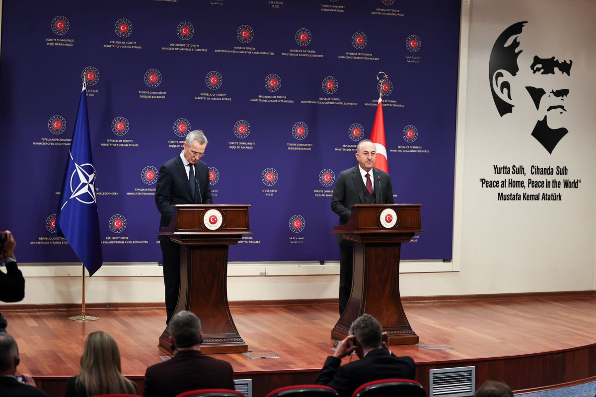 Stoltenberq: Quranın yandırılmasını utancverici hərəkət sayıram