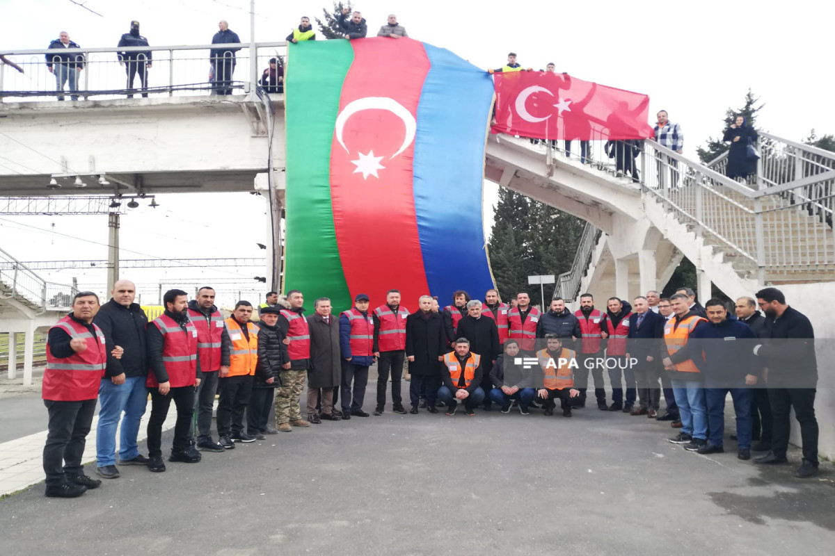 Azərbaycanda dəmir yolu ilə Türkiyəyə yardım yola salınıb - FOTO 
