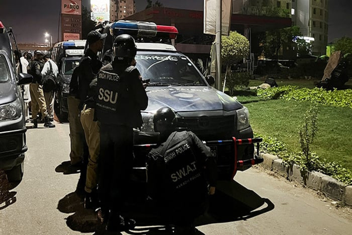 Pakistanda polis idarəsinə hücumda 4 nəfər həlak olub - YENİLƏNİB-1 