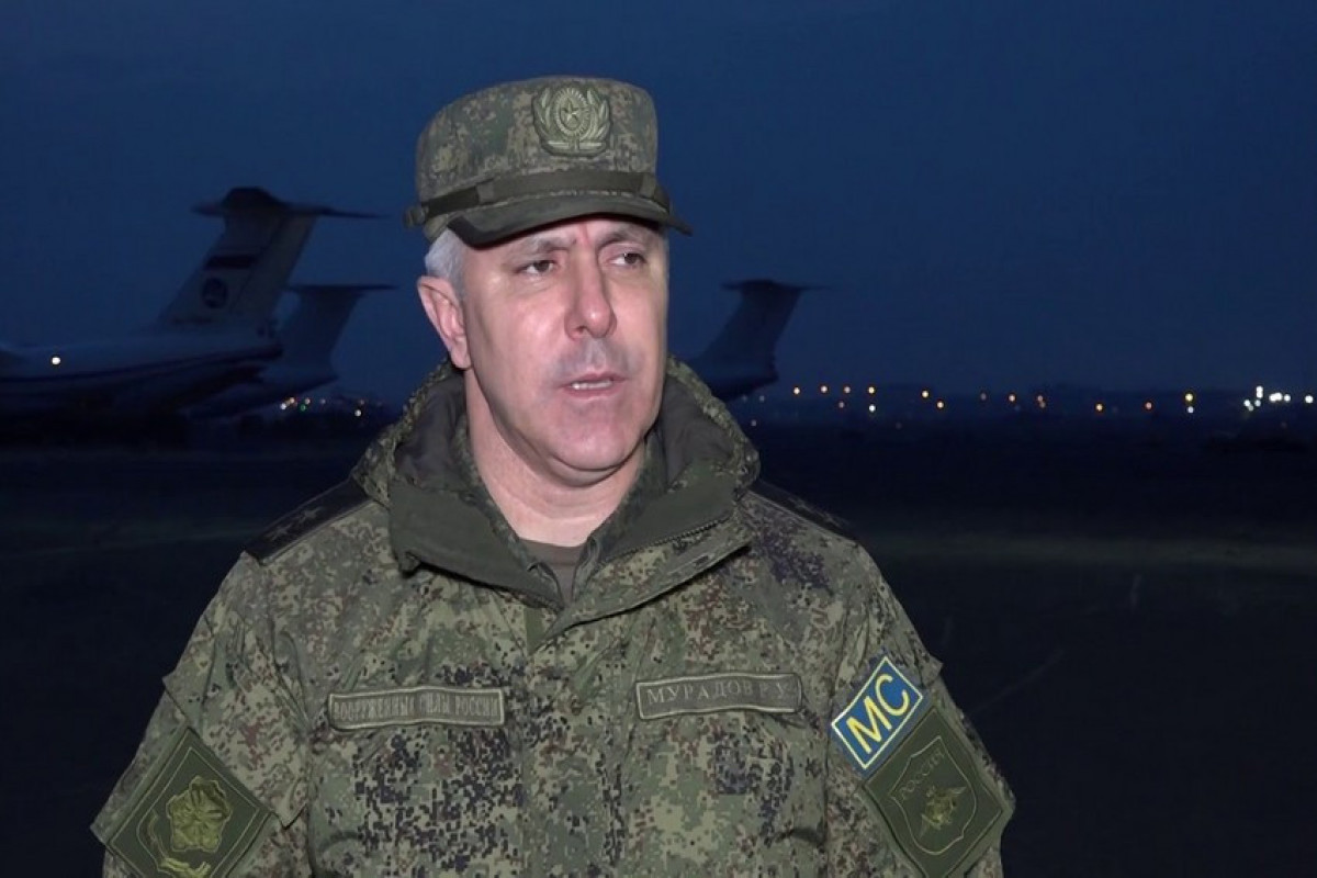 Putin Rüstəm Muradova general-polkovnik rütbəsi verib