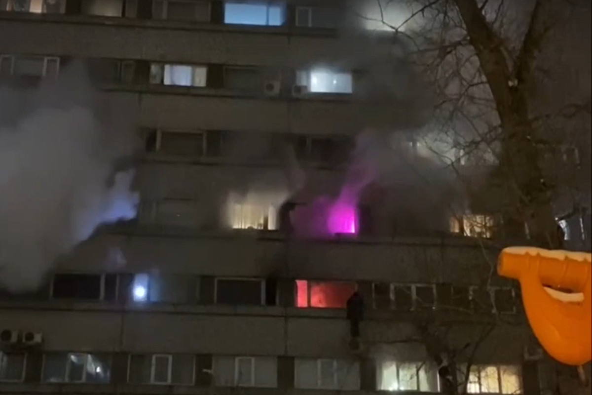Число погибших при пожаре в центре Москвы выросло до 6-ВИДЕО -ОБНОВЛЕНО 1 