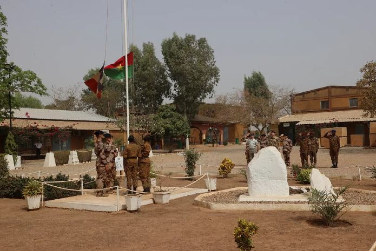 Burkina-Fasoda terror hücumunda 15 hərbçi ölüb