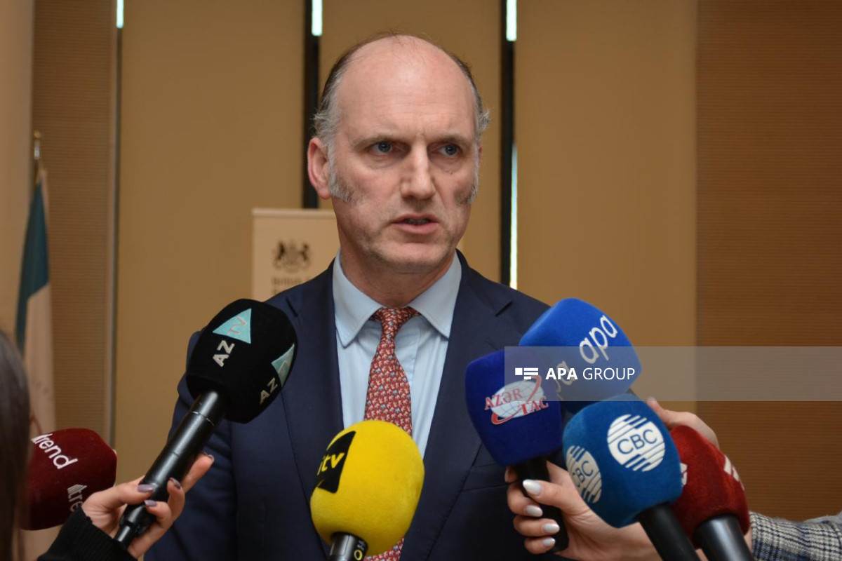 Nazir: Azərbaycanla Britaniya arasında hərbi əməkdaşlıq sahəsində geniş imkanlar var
