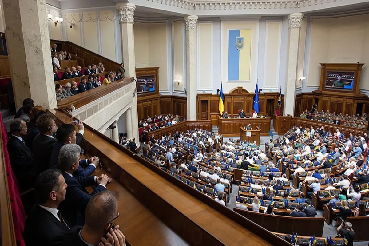 Рада одобрила инициативу Зеленского о  введении санкций против российских банков сроком на 50 лет
