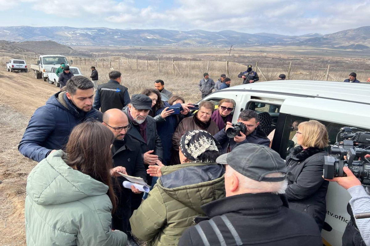 Beynəlxalq Koalisiyasının üzvləri xocalılıların qətlə yetirildiyi “Ölüm dəhlizinə” səfər ediblər