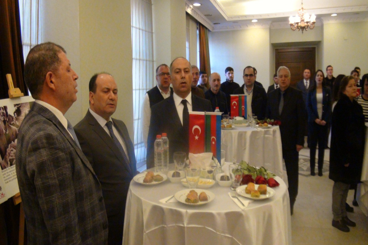 Azərbaycanın Qarsdakı Baş Konsulluğunda Xocalı Soyqırımının qurbanları anılıb