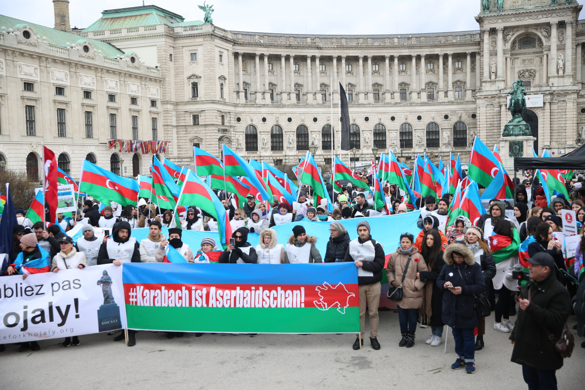 В Вене прошел Общеевропейский карабахский митинг в связи с 31-й годовщиной Ходжалинского геноцида -<span class="red_color">ФОТО-ВИДЕО-<span class="red_color">ОБНОВЛЕНО
