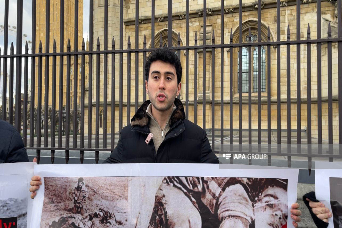 Action commemorating the 31st anniversary of the Khojaly genocide was held in front of the British Parliament-PHOTO 