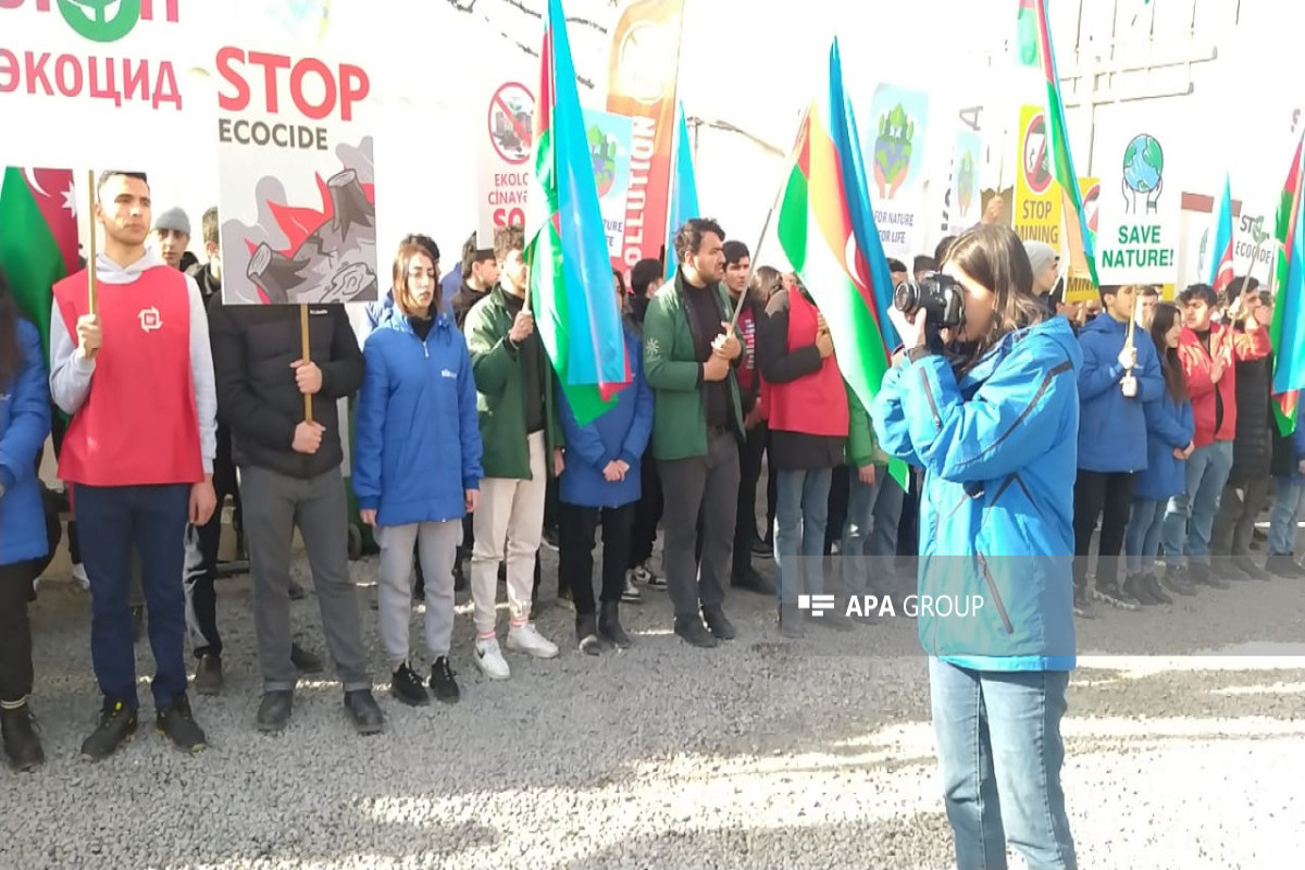 Xarici KİV nümayəndələri Laçın-Xankəndi yolunda aksiya keçirilən ərazidə olublar - FOTO 