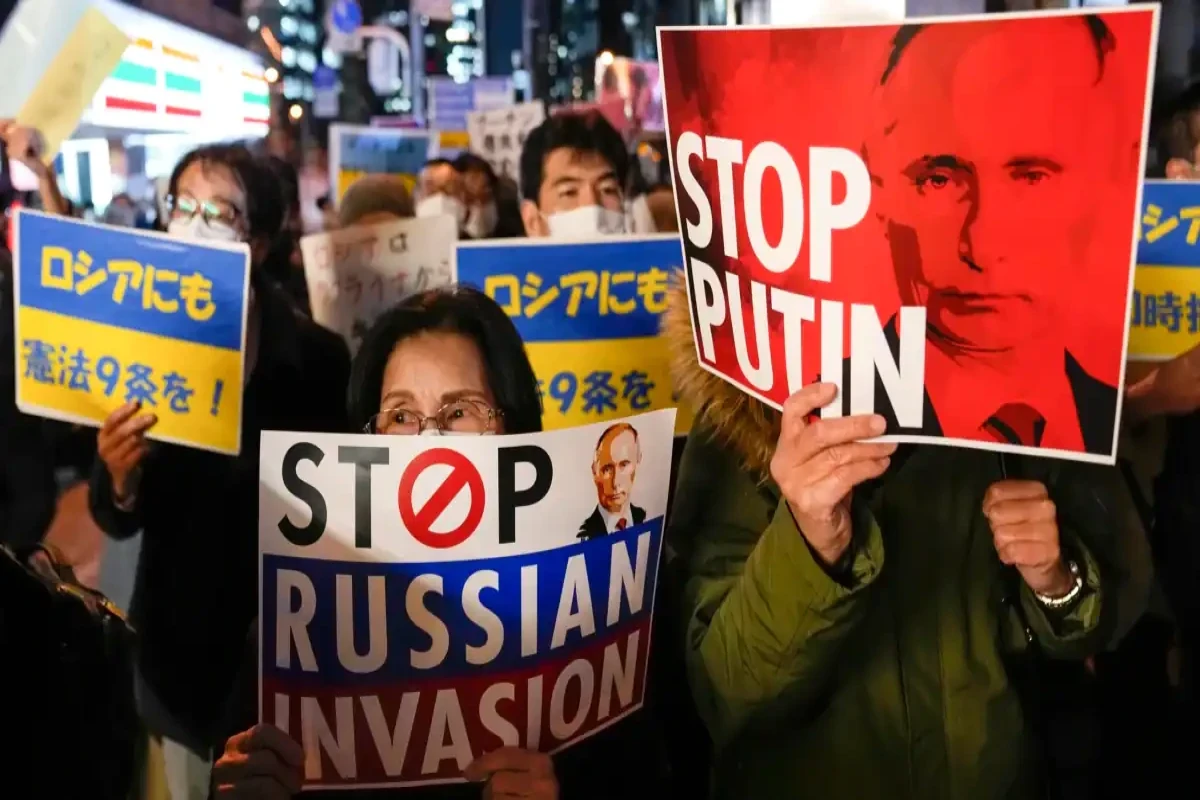 Япония расширила антироссийские санкции