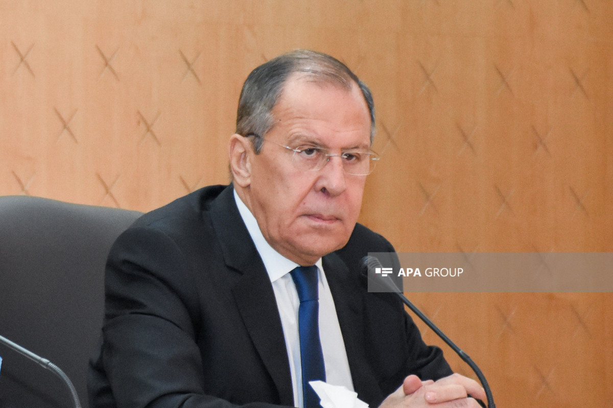 Sergey Lavrov Hindistana gedib