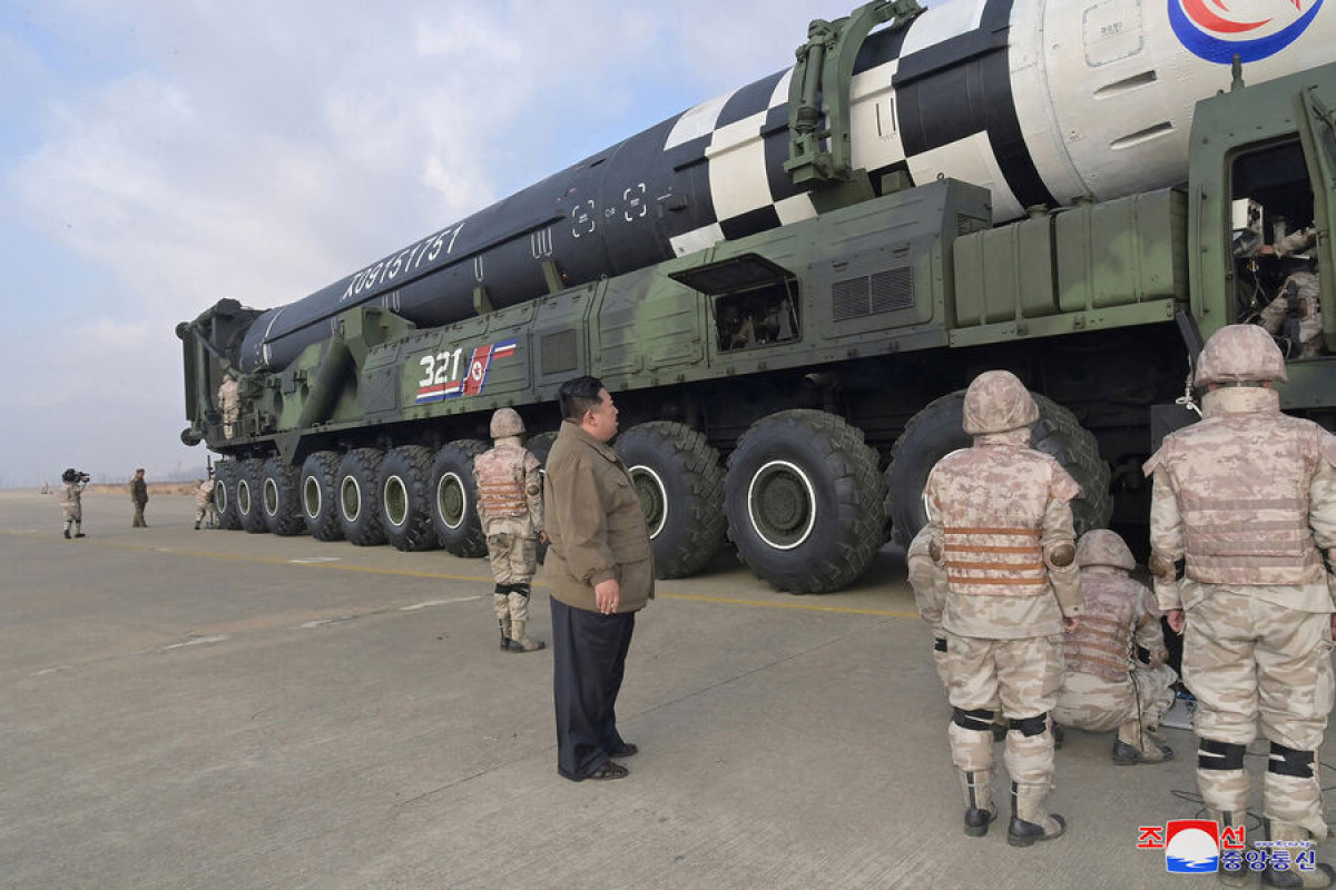 Ким Чен Ын призвал массово производить тактическое ядерное оружие