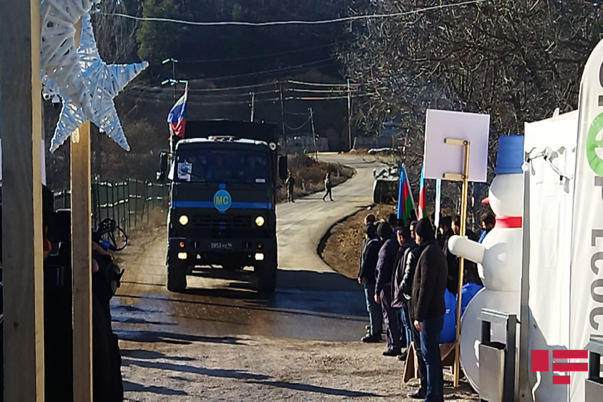Two passenger vehicles of Russian peacekeepers unimpededly passed through the Lachin-Khankendi road -PHOTO -VIDEO -UPDATED-3 