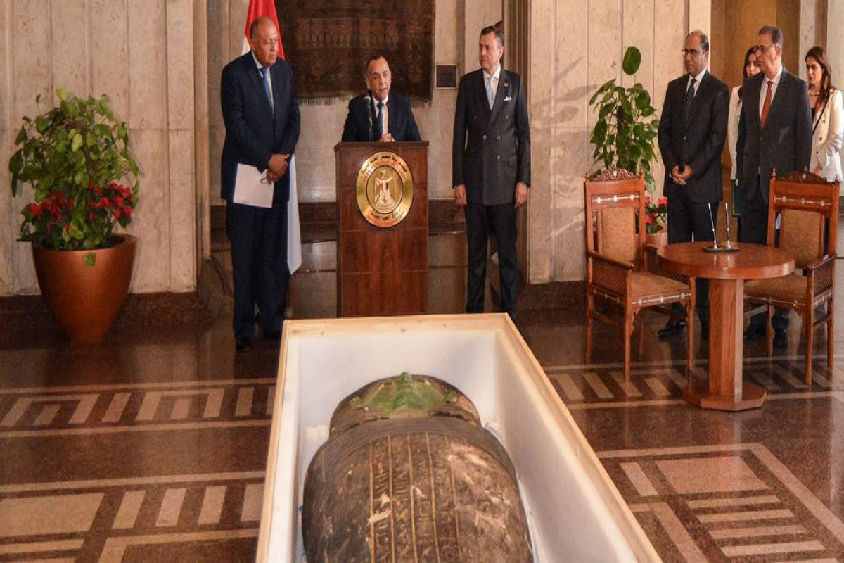 ABŞ oğurlanmış sarkofaqı Misirə qaytarıb