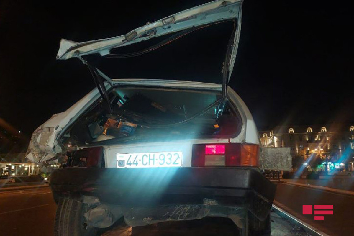 Bakıda avtobusun iştirakı ilə zəncirvari qəza olub - FOTO 