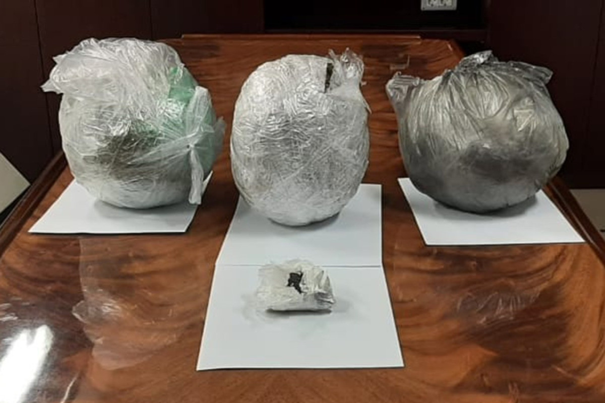 ГПС обнаружила на юге Каспия 2 кг наркотиков