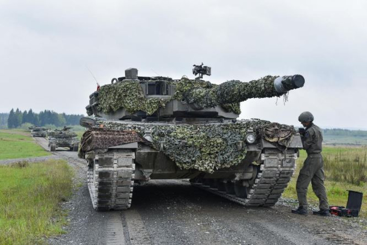 Polşa Ukraynanın “Leopard” tanklarınan dair müraciətinə baxır